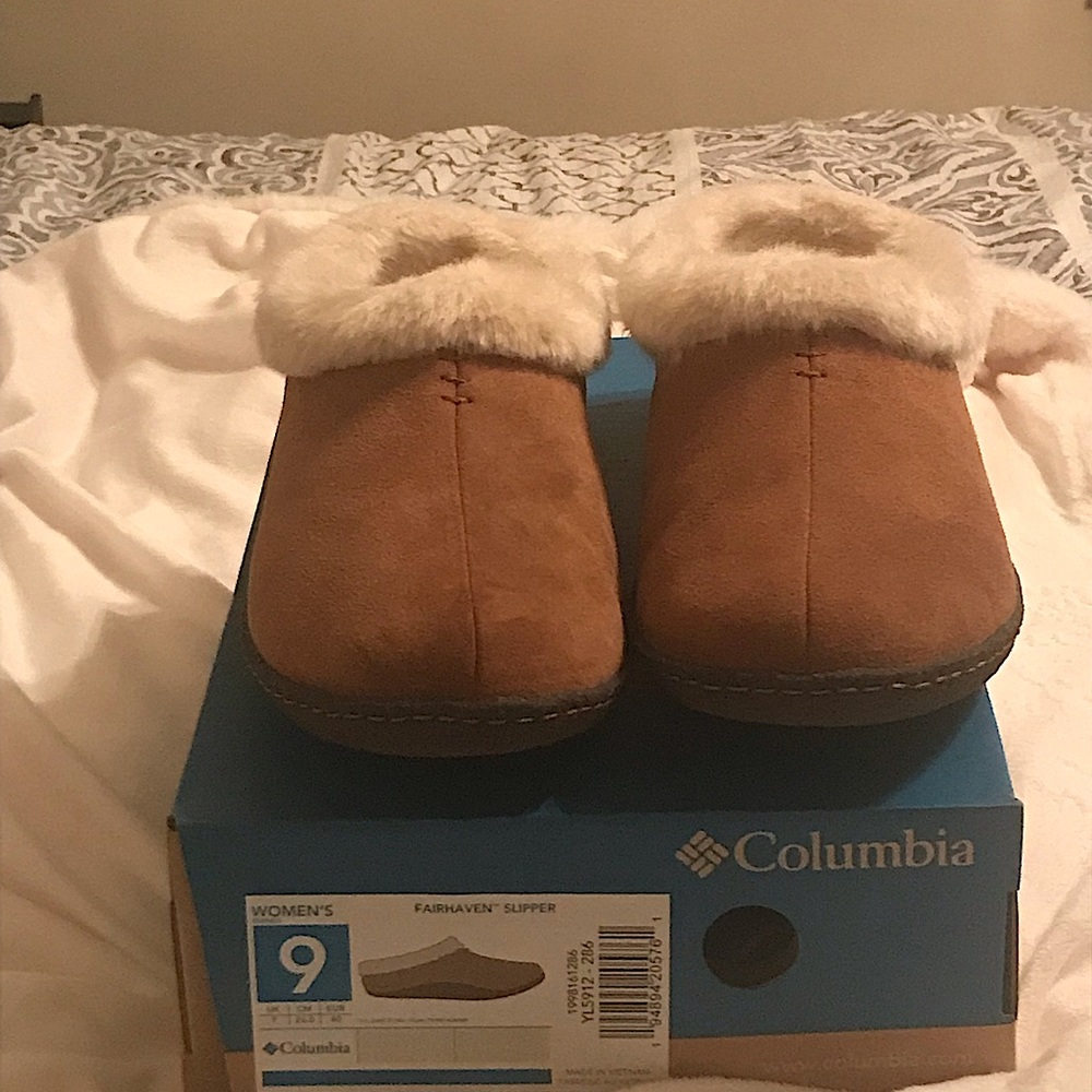 Columbia slippers -